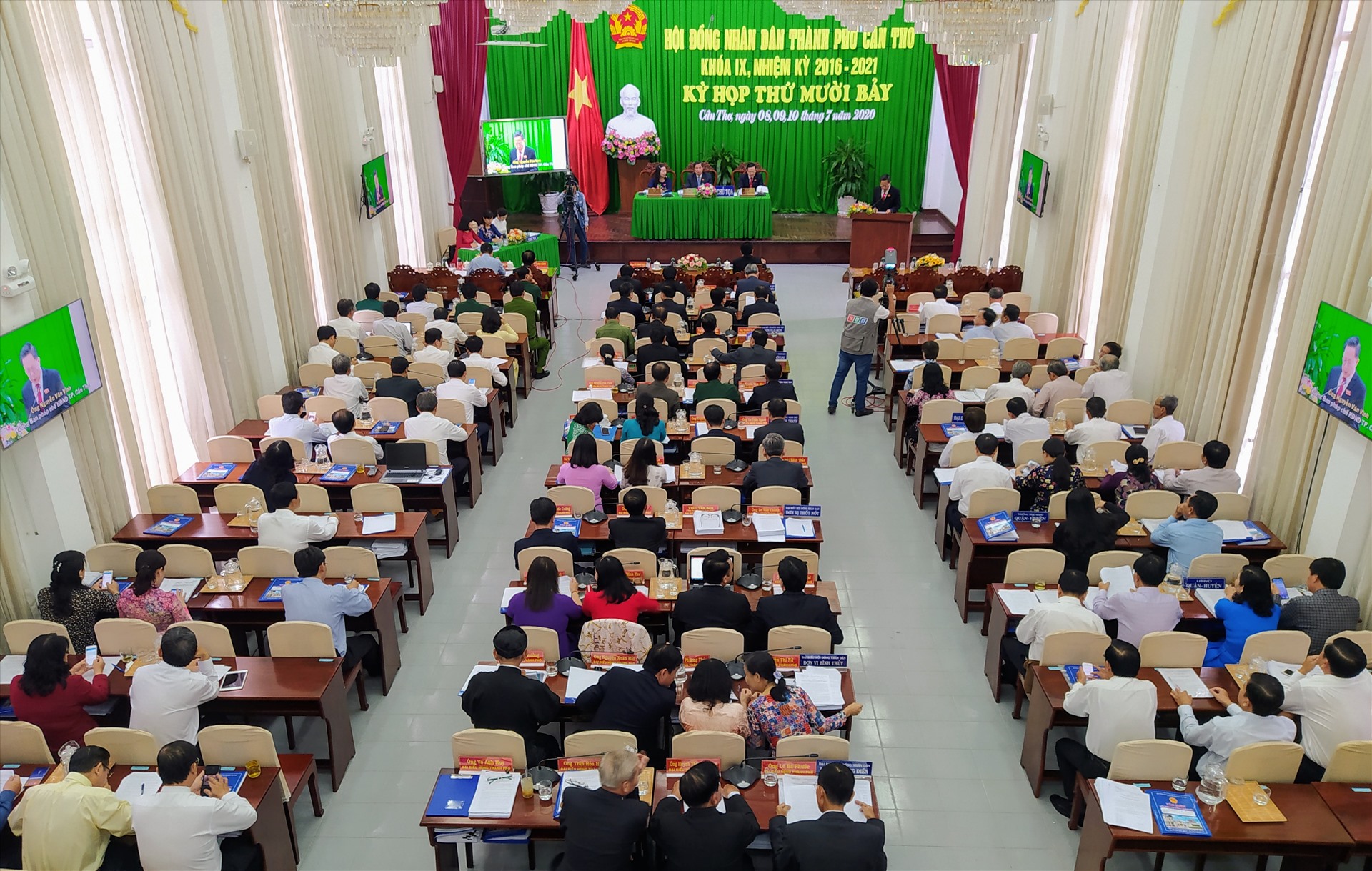 Quang cảnh kỳ họp HĐND TP.Cần Thơ. Ảnh: TR.L.