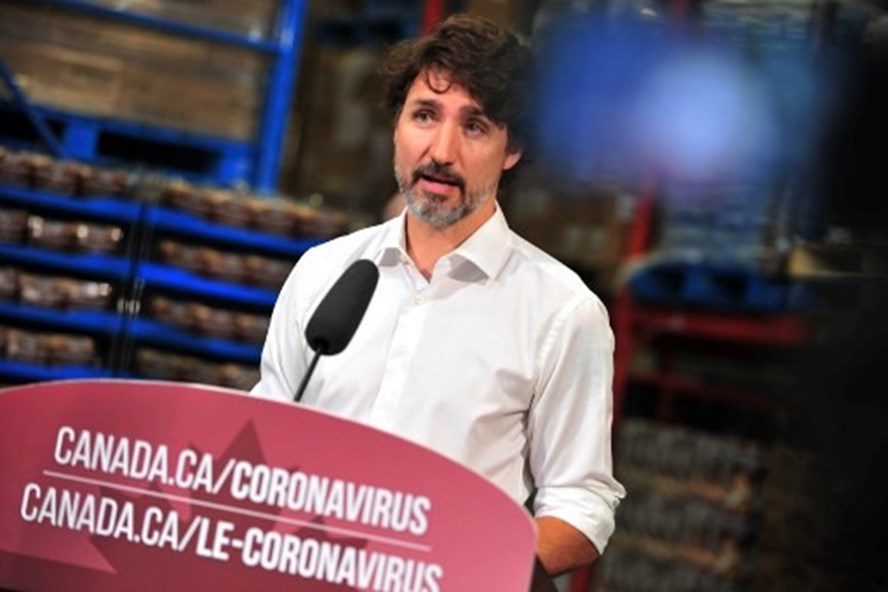 Thủ tướng Justin Trudeau: Canada xử lí dịch tốt hơn Mỹ thu tuong justin trudeau canada xu li dich tot hon my