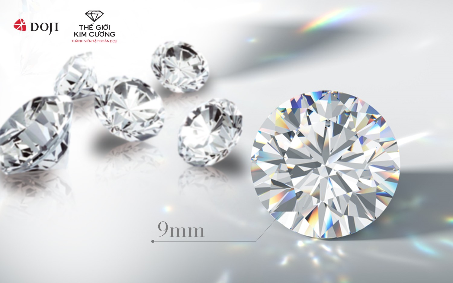 Cận cảnh viên kim cương 9 nút “Bách lộc Trường cửu”