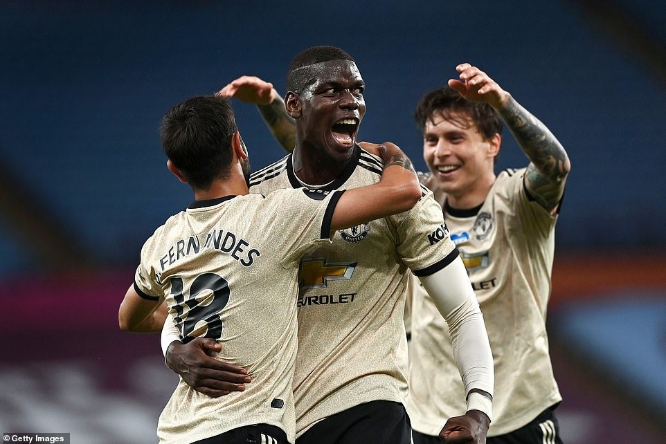 Pha làm bàn điệu nghệ của Pogba. Ảnh: Getty.
