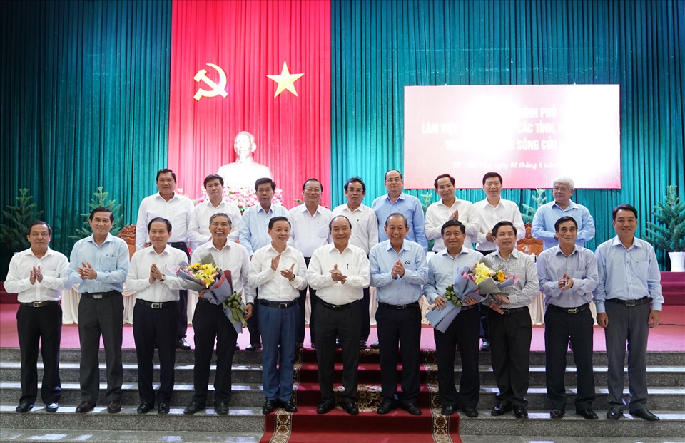 Thủ tướng chứng kiến công bố quyết định và ra mắt Hội đồng điều phối vùng ĐBSCL. - Ảnh: VGP/Quang Hiếu