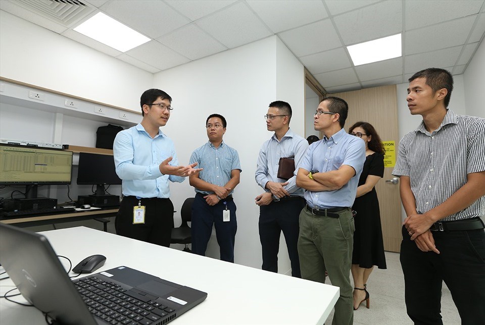 Trung tâm R&D của tập đoàn Qualcomm tại Hà Nội hiện hoàn toàn do các kĩ sư Việt Nam đảm trách công việc. Ảnh: Trang Trần. Trung tâm R&D của tập đoàn Qualcomm tại Hà Nội hiện hoàn toàn do các kĩ sư Việt Nam đảm trách công việc. Ảnh: Trang Trần.