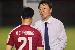 Từ Chung Hae-seong đến bầu Đệ: "Như chưa hề có cuộc chia ly"