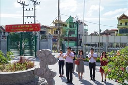 Báo Lao Động dâng hương tưởng niệm lãnh tụ Nguyễn Đức Cảnh
