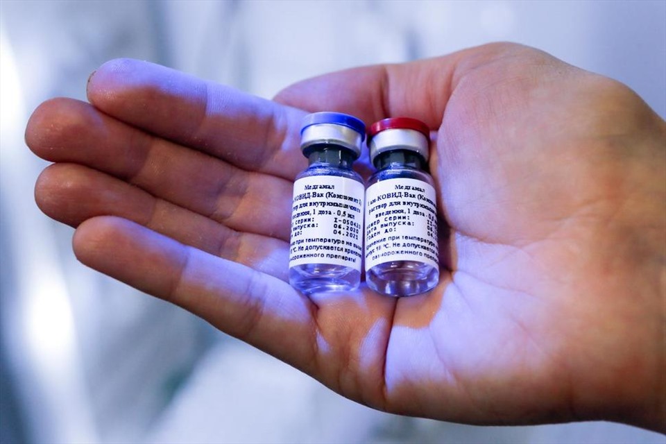 Vaccine Sputnik V phòng COVID-19 của Nga. Ảnh: RDIF