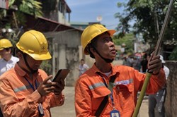 Một giá điện, cao nhất là 2.889 đồng/kWh: Người dân phàn nàn là đúng!