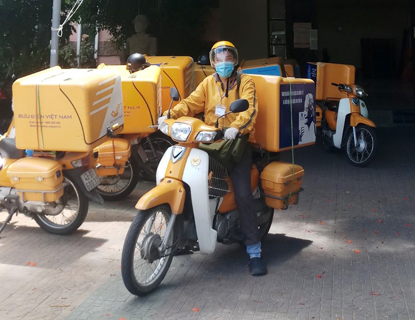 Bưu tá Nguyễn Đức Luân. Ảnh: Bưu điện VN