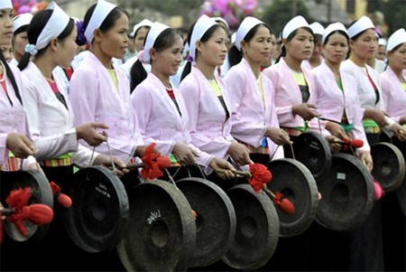 Cồng chiêng, một nét văn hóa đặc sắc của người Mường.