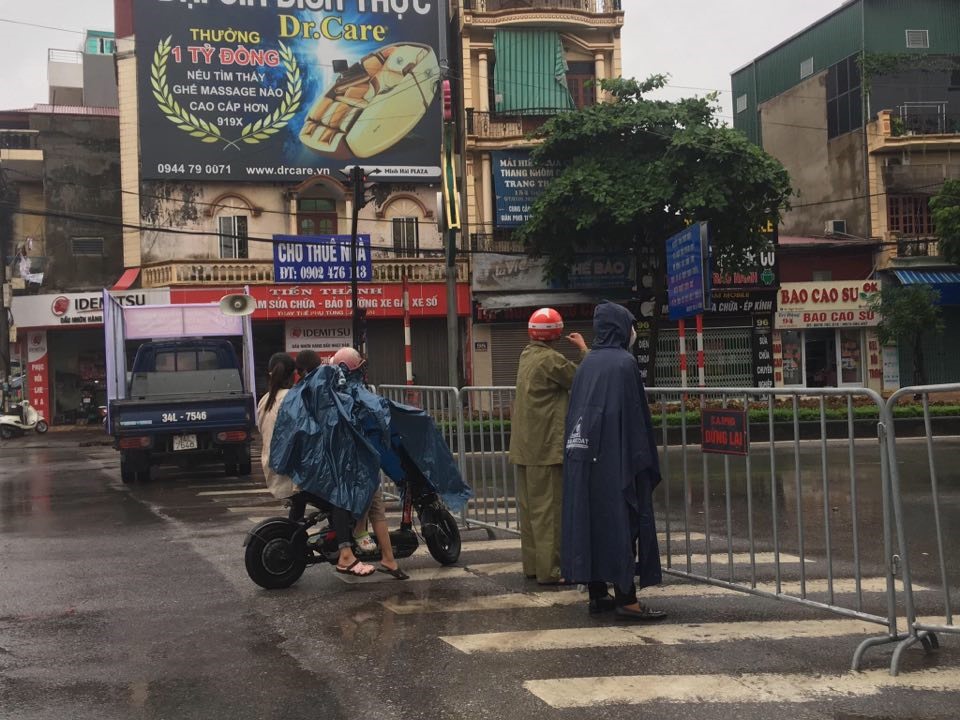 Khu phố có nhà hàng Thế giới bò tươi (số 36 Ngô Quyền, TP Hải Dương) phát hiện 4 người dương tính với COVID-19 được cách ly - ảnh BT