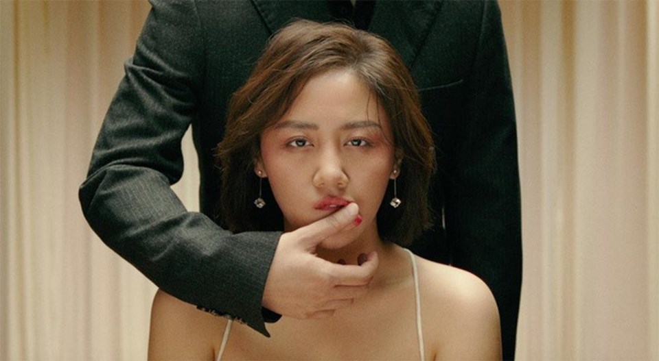 Nữ ca sĩ Văn Mai Hương hát về chuyện tình không trọn vẹn đã qua. Ảnh: NSCC Nữ ca sĩ Văn Mai Hương hát về chuyện tình không trọn vẹn đã qua. Ảnh: NSCC