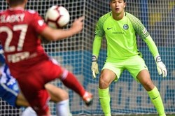 Thủ thành Filip Nguyễn chưa có quốc tịch Việt Nam