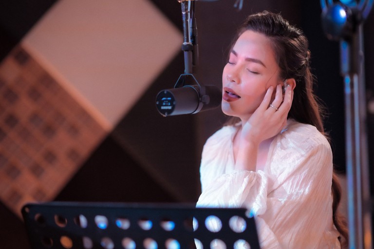 Hồ Ngọc Hà tung album mới. Ảnh: NSCC