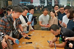 Cấm WeChat, doanh nghiệp Mỹ phải giải bài toán hàng trăm tỉ USD