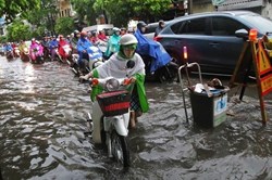 Ngày nào mưa to gió lớn nhất trong đợt mưa dông diện rộng ở miền Bắc?