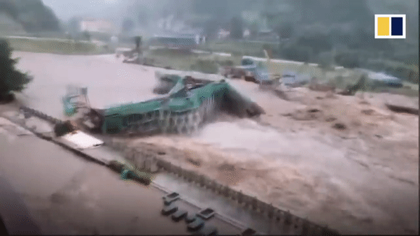 Lũ lụt ở Trùng Khánh ngày 5.7.2020. Ảnh: CCTV