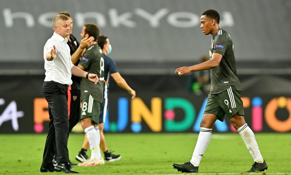 Sau 31 năm, Man United mới rơi vào tình cảnh trắng tay 3 mùa liên tiếp. Ảnh: Getty Images