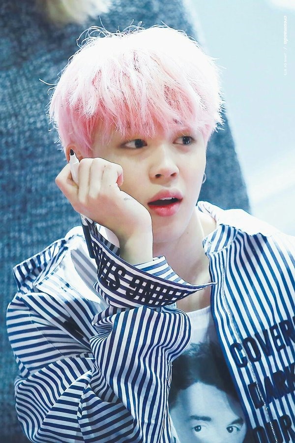 Jimin nhóm BTS. Ảnh: Cắt từ clip
