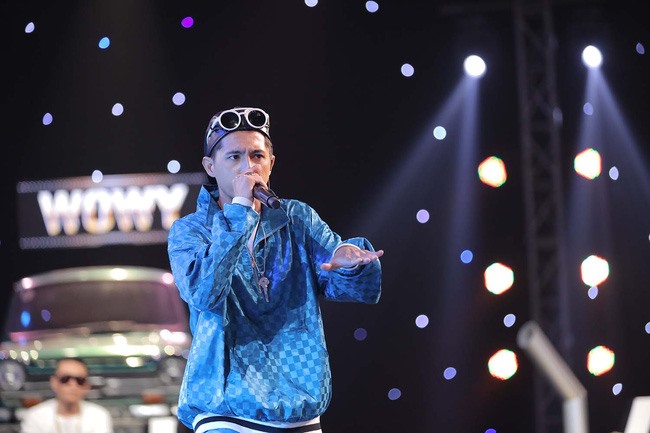 Lăng LD khuấy đảo sân khấu “Rap Việt” trong tập 3 của chương trình. Ảnh: Rap Việt