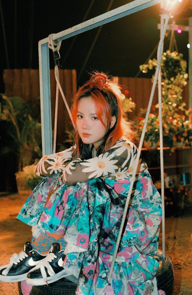 Nữ ca sĩ Phương Ly