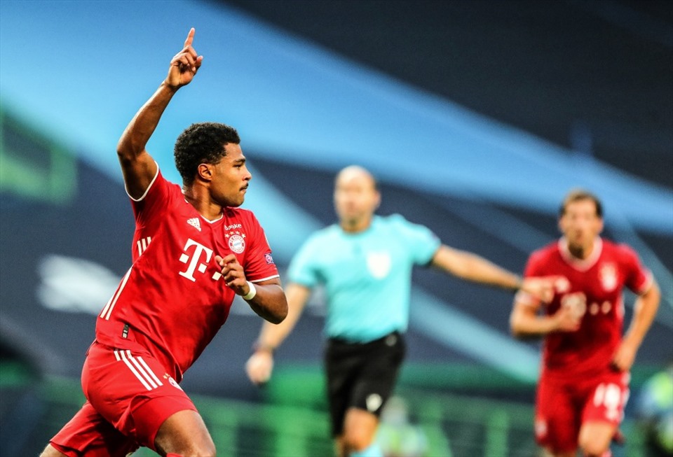 Một mình Gnabry độc diễn. Ảnh: Bleacher.