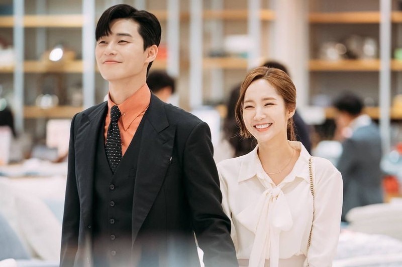 Vai Phó Chủ tịch Lee trong Thư ký Kim sao thế? giúp nam tài tử nổi tiếng khắp Châu Á. Ảnh: AllKpop