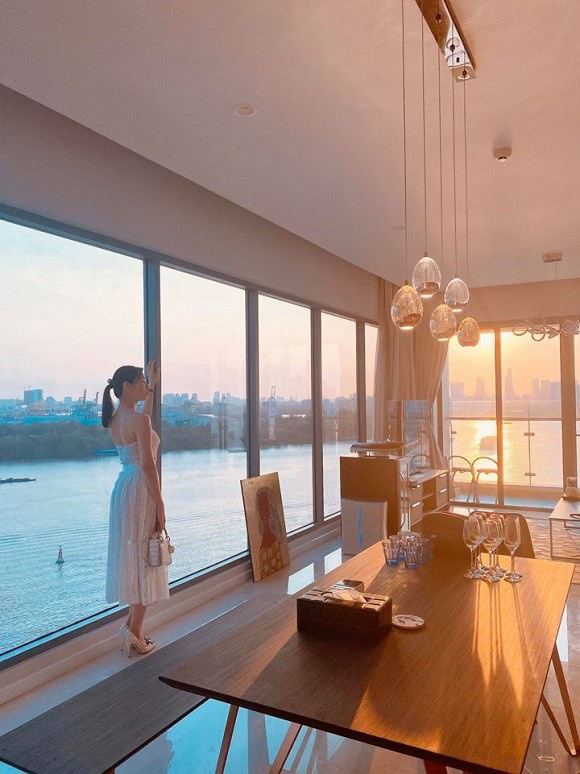 Căn hộ có view sông. Ảnh: NSCC