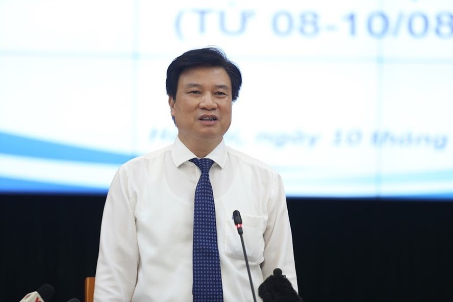 Thứ trưởng Bộ GDĐT Nguyễn Hữu Độ cho biết, Bộ GDĐT đề xuất 2 phương án tổ chức thi tốt nghiệp THPT đợt 2. Ảnh: Thế Đại