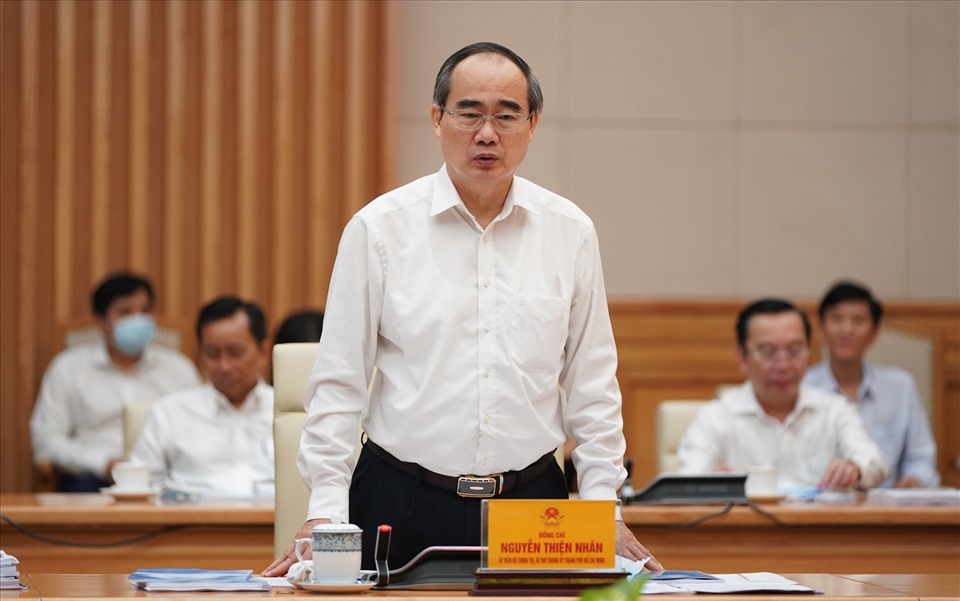 Bí thư Thành ủy TPHCM Nguyễn Thiện Nhân phát biểu tại buổi làm việc. Ảnh: VGP/Quang Hiếu