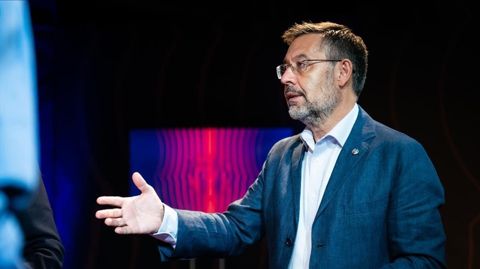 Tuyên bố của Chủ tịch Josep Maria Bartomeu có chạm tự ái Messi vốn đã rất thất vọng? Ảnh: Elperiodico