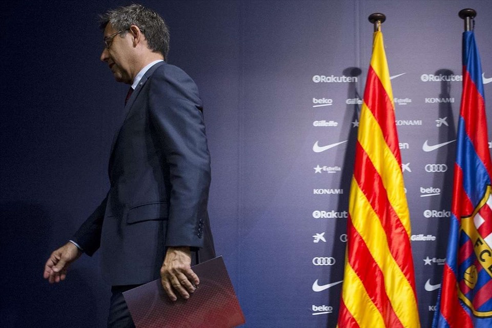 Sức ép khổng lồ có buộc ông Bartomeu từ chức? Ảnh: Ebenemagazine