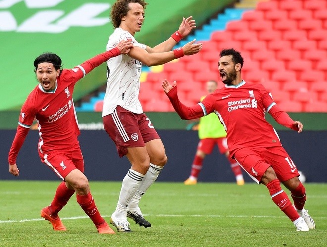 Minamino ghi bàn cho Liverpool ở trận Siêu Cúp Anh. Ảnh: Getty