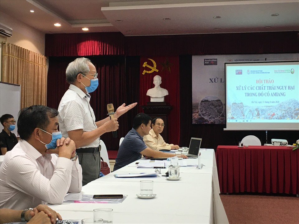 Đại biểu tham luận tại Hội thảo. Ảnh: Hải Anh