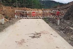 "Ông" phường và tờ A4 cấm quán