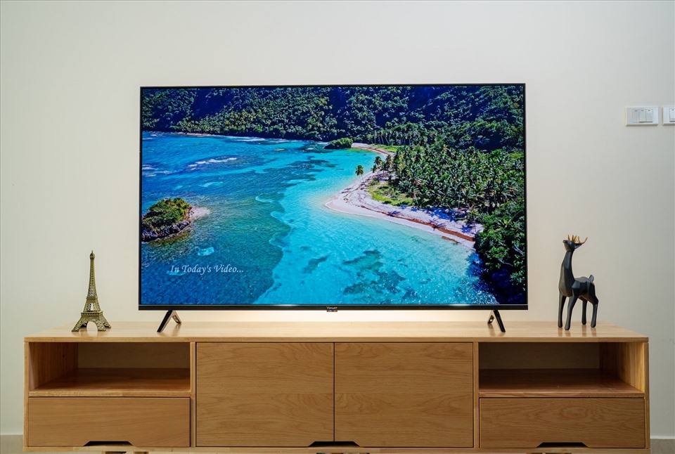 2 dòng sản phẩm KE và KD của Ti vi Vsmart có thiết kế viền mỏng, màn hình độ phân giải 4K.
