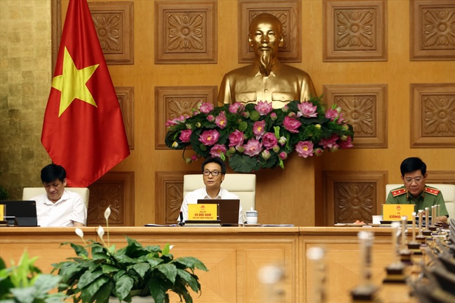 Phó Thủ tướng Vũ Đức Đam: Dịch bệnh ở thành phố Đà Nẵng thời gian qua là lời cảnh báo rất nghiêm khắc. Ảnh: VGP/Đình Nam