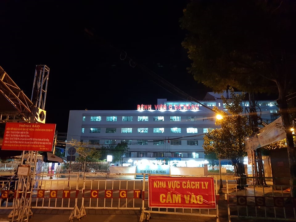 Bệnh viện C trước giờ gỡ lệnh phong tỏa. Ảnh: Trần Thùy