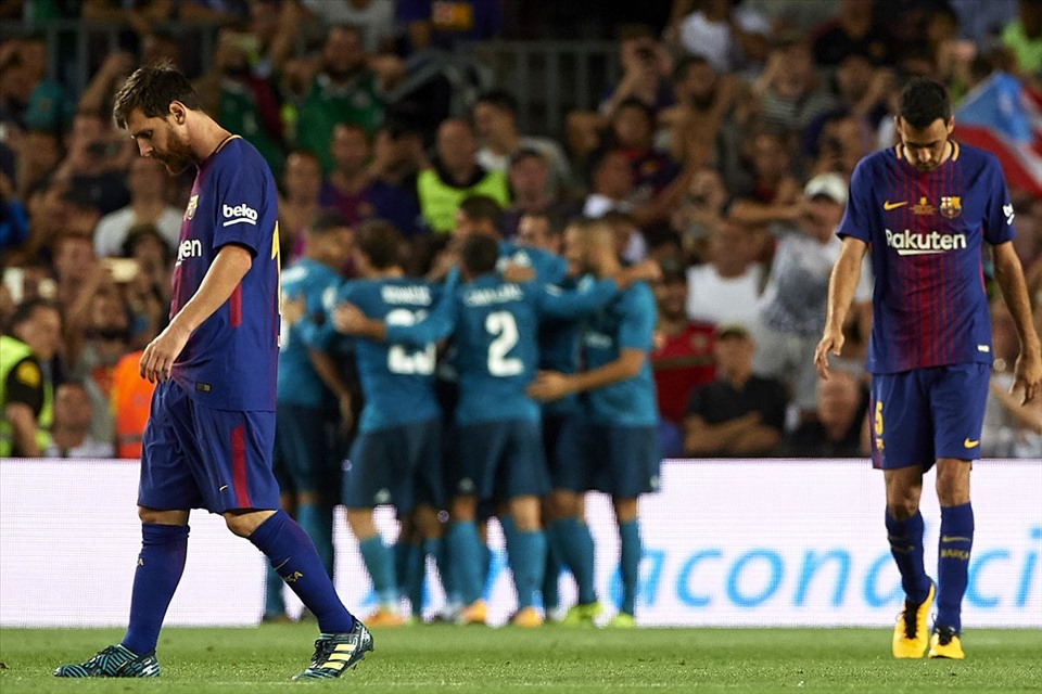 Barca gặp quá nhiều rắc rối. Ảnh: Getty.
