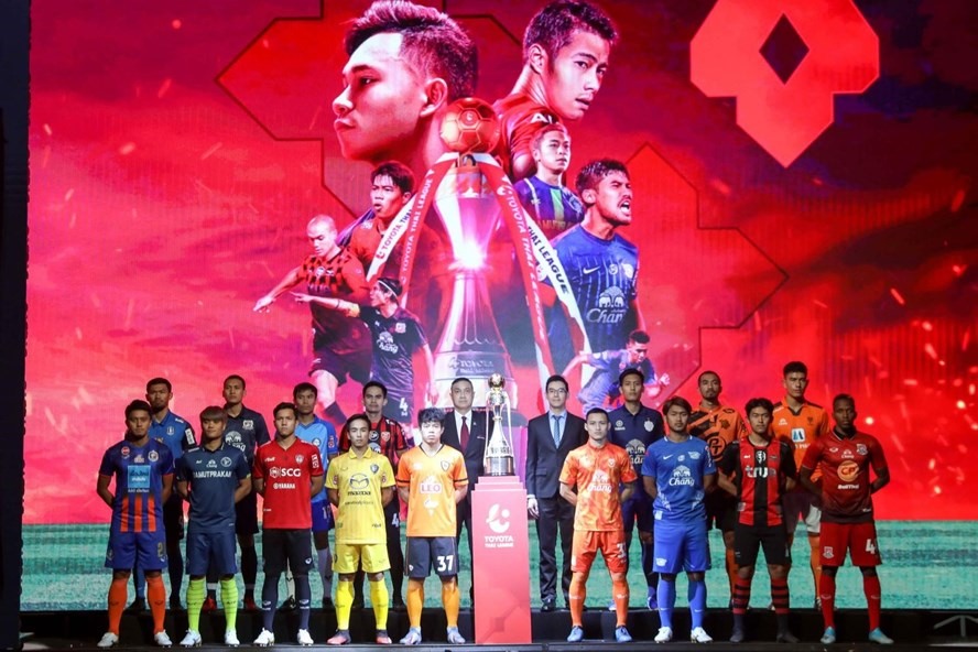 Thai League từng xếp sau V.League, nhưng hiện tại họ đã vượt xa về mức độ chuyên nghiệp, đặc biệt là khoản kiếm tiền. Ảnh: FAT.