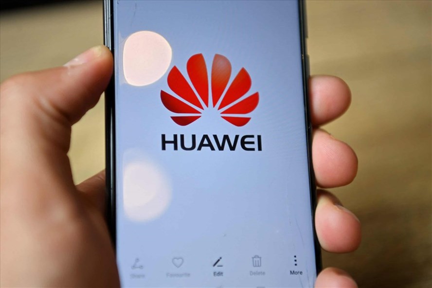 Huawei ngừng sản xuất chip điện thoại thông minh từ ngày 15.9.2020. Ảnh: AFP