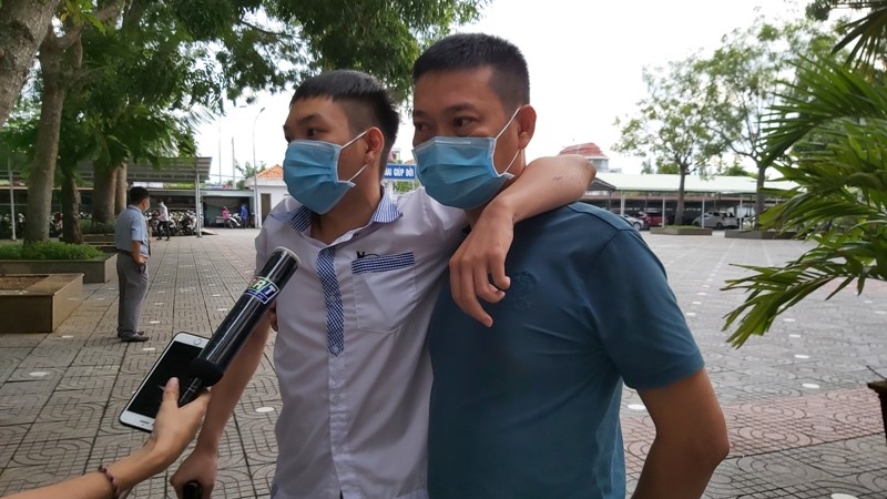 Dù được đặc cách thi tốt nghiệp THPT nhưng em Trần Thanh Minh vẫn đi thi để “thử sức” và lấy kết quả xét tuyển đại học. Ảnh: Nguyên Dũng
