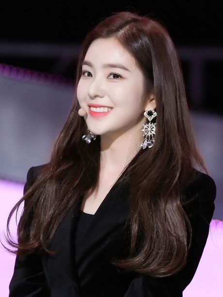 Irene nhóm Red Velvet. Ảnh: Cắt từ show.