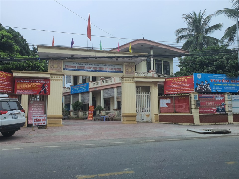 Đại diện trường Trung cấp Khu kinh tế Hải Phòng cũng cho biết không nhận được thông tin chuyển hệ đào tạo đối với lớp luật 5A3 - ảnh MC