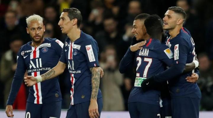 Neymar và hàng loạt trụ cột PSG phải nghỉ thi đấu vì COVID-19. Ảnh: Getty