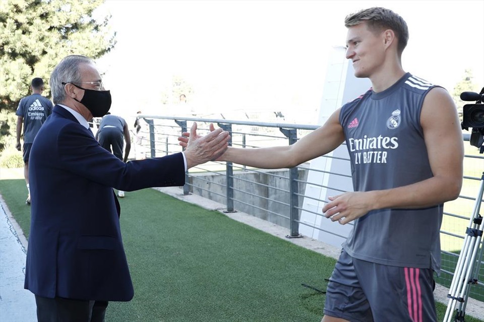 Martin Odegaard là một trong những nhân tố trẻ rất được chờ đợi trong đội hình của Zinedine Zidane. Ảnh: Marca