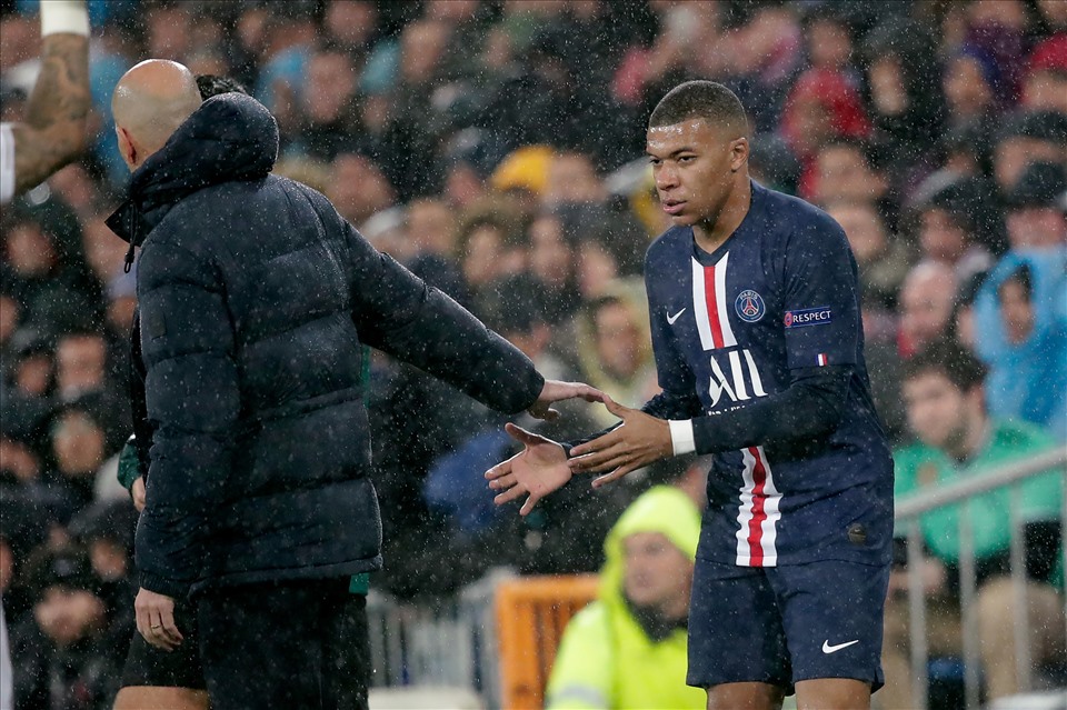 Zinedine Zidane là một trong những lý do Mbappe chọn tới Real Madrid. Ảnh: Getty Images