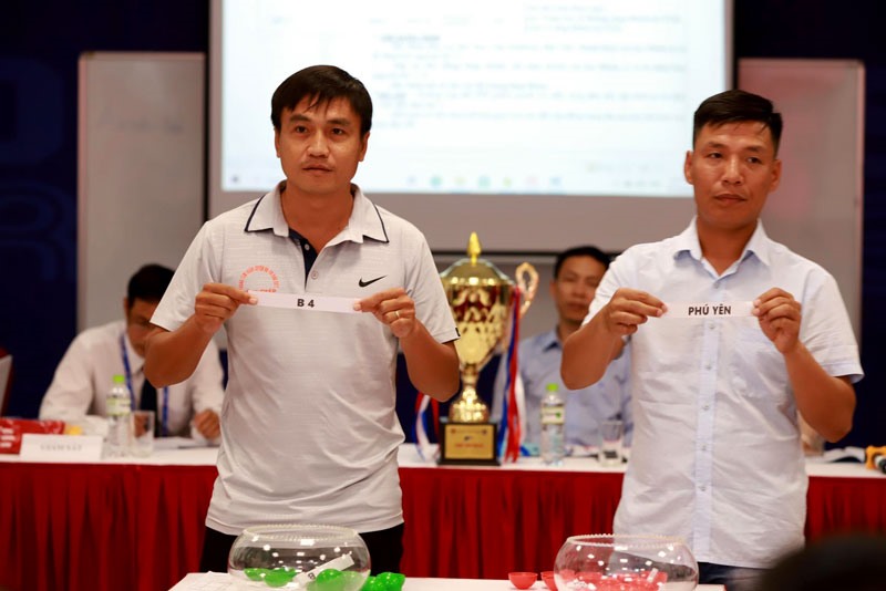Lễ bốc thăm chia bảng U17 Quốc gia- Next Media 2020. Ảnh: VFF