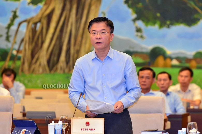Bộ trưởng Bộ Tư pháp Lê Thành Long