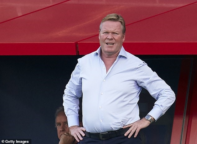 Huấn luyện viên Ronald Koeman không muốn vắng Messi ở trận Siêu kinh điển với Real Madrid. Ảnh: Getty Images
