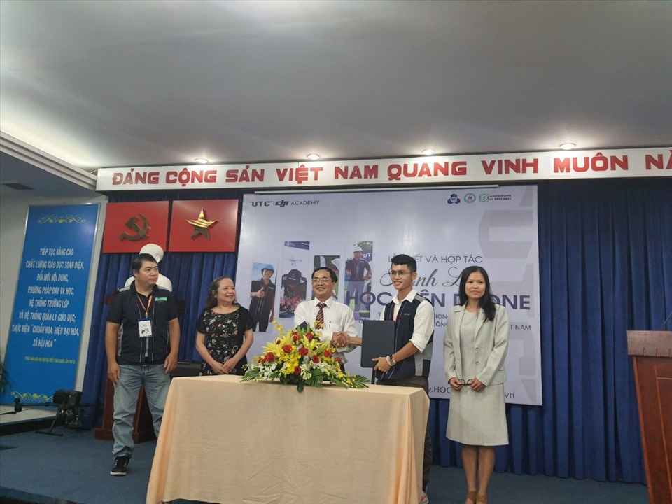 Thành lập học viện đào tạo máy bay không người lái. Ảnh: Anh Nhàn Thành lập học viện đào tạo máy bay không người lái. Ảnh: Anh Nhàn