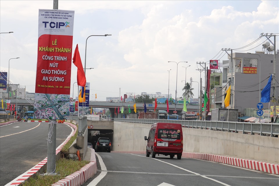 Nút giao thông An Sương hoàn thành giúp giảm tình trạng ùn tắc phương tiện và mở toang cửa ngõ phía Tây Bắc TPHCM. Ảnh: Minh Quân
